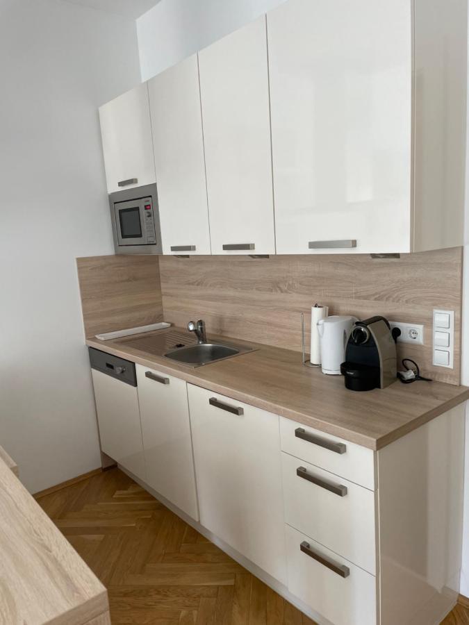 Cozy City Apartment Near City Center Wien Exterior foto